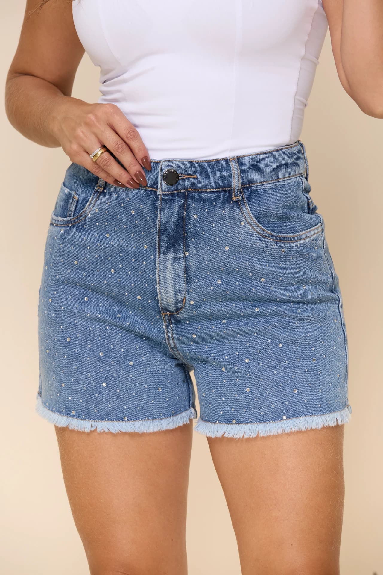 SHORT CURTO 100% STRASS 1